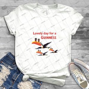Vintage Guinness Beer Ad Toucans - Gift Idea Shirt For Men Tee For Women Classic Retro Vintage Graphic T-Shirt
