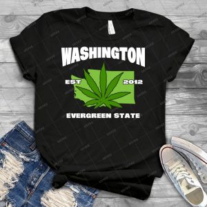 Washington Marijuana Cannabis Weed T-Shirt - Gift Idea Shirt For Men Tee For Women Classic Retro Vintage Graphic T-Shirt