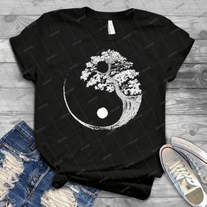 Yin Yang Bonsai Tree Japanese Buddhist Zen - Gift Idea Shirt For Men Tee For Women Classic Retro Vintage Graphic T-Shirt