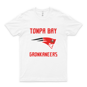 N E W E N G L A N D P A T R I O T S Támpá Báý Búccánéérs Tompa Bay Gronkaneers T Shirt